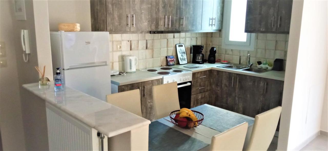 Artemis Suites Volos Bagian luar foto